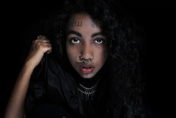 كازينو لاكي لويس الدعم